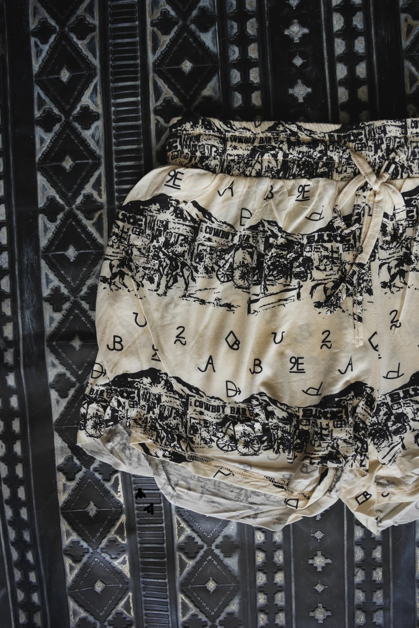 2Fly Branded Bar Shorts