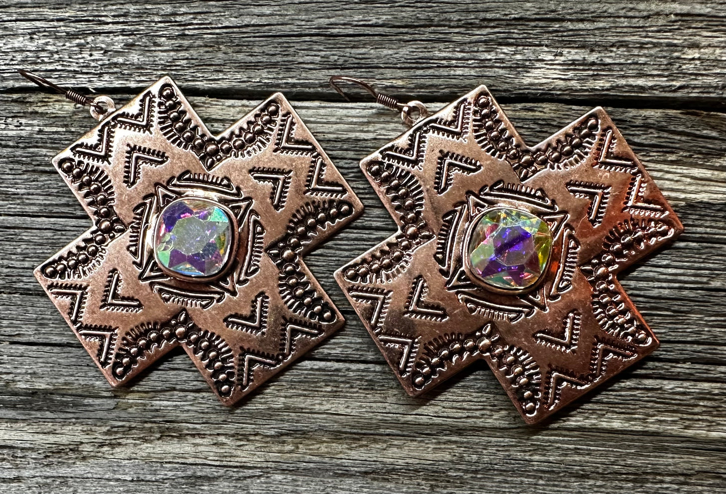 DANGLE EAR RINGS