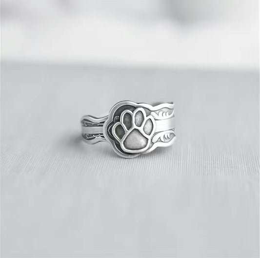 Dog thumb ring